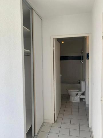 Appartement à louer 2 pièces 40.6m² Pau (64000)