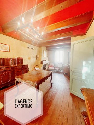 Orange (84100) Maison bourgeoise avec piscine en plein de coeur de ville