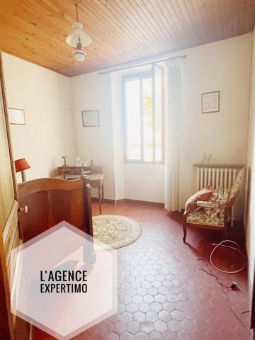 Orange (84100) Maison bourgeoise avec piscine en plein de coeur de ville