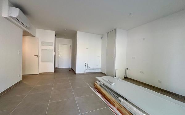 Appartement à vendre    2 pièces • 50 m2 Marguerittes