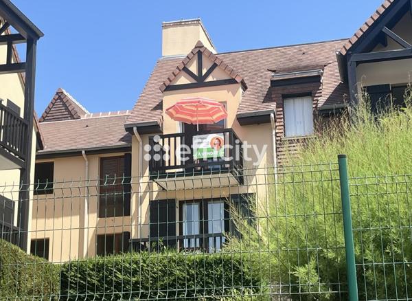 Appartement
         2 pièces
        - 20 m² 110 775 € *