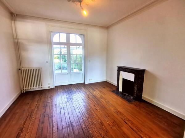 Maison de caractère lumineuse et élégante