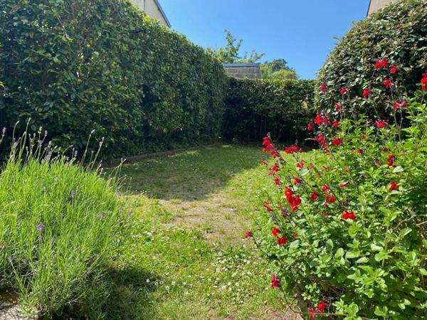 Maison de caractère lumineuse et élégante