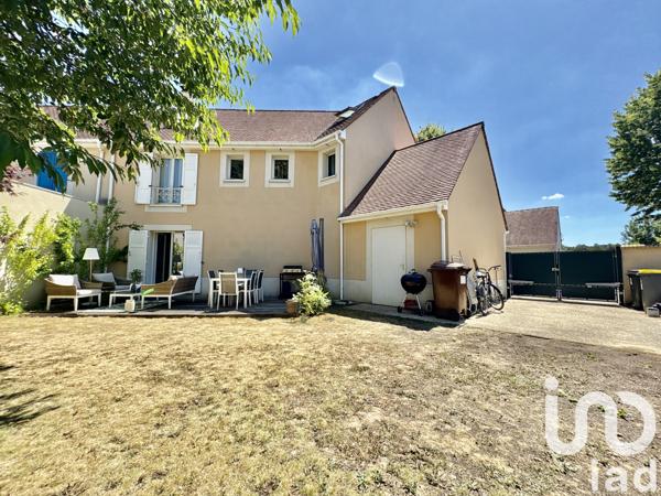 Maison à vendre 6 pièces 134 m² Le Coudray-Montceaux