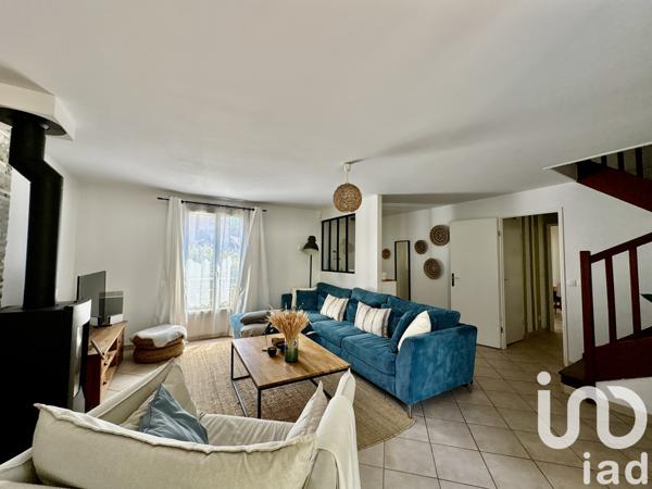 Maison à vendre 6 pièces 134 m² Le Coudray-Montceaux