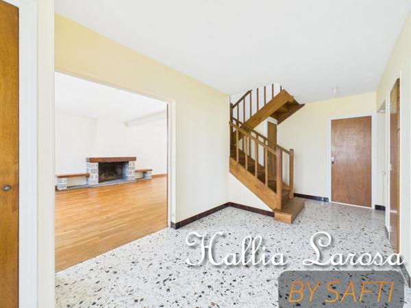 Maison familiale avec Garage et Jardin