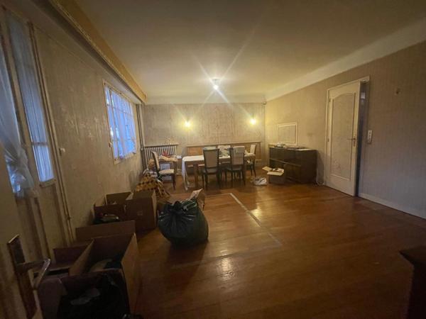 Vente d'une maison 5 chambres à COMBS-LA-VILLE