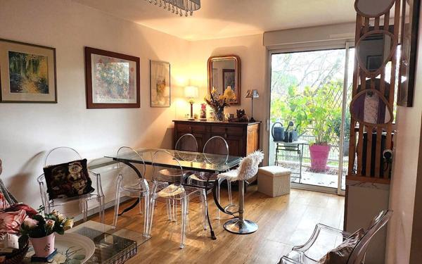 Appartement à vendre    3 pièces • 62,86 m2 Périgny