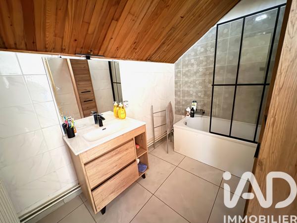 Maison à vendre 6 pièces 201 m² Haute-Amance