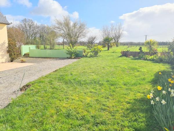 Trégomeur (22590) jolie maison, bien exposée, sur un terrain de 960m2, clos