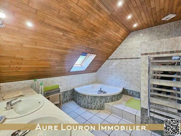 Sarrancolin (65410) MAISON AVEC GARAGE 6 PIECES 148m² AU CŒUR DE SARRANCOLIN (PORTE DES VALLÉES D'AURE & LOURON).