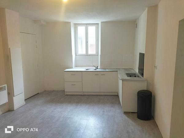 Appartement de 51m²  au centre-ville d'Oloron-Sainte-Marie