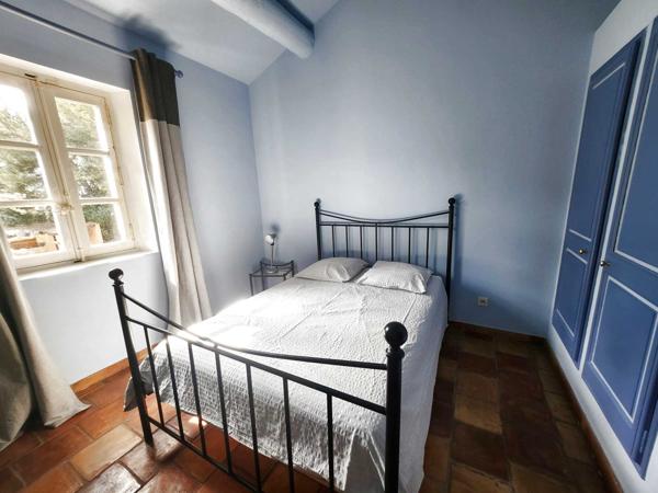 Aubagne (13400) MAISON / BASTIDE SECTEUR EOURES - AUBAGNE - 362 m² sur terrain de 9753 m² - Piscine - AU CALME et SANS VIS-à-V