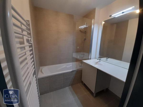 Appartement à louer 3 pièces 57.8m²