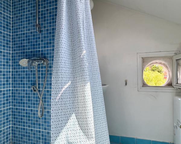 Montreuil (93100) Charmante maison familiale avec Cour et terrasse !