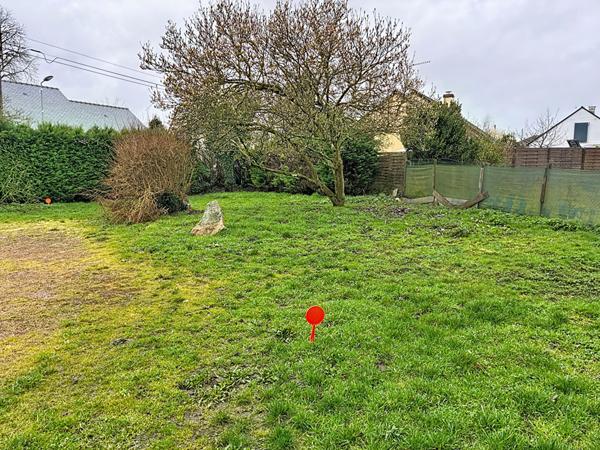 Terrain bâti constructible avec dépendances