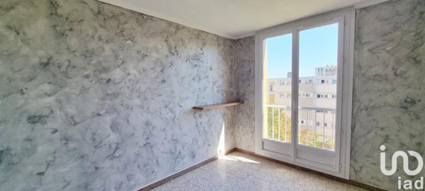 Apartment for sale 4 rooms 72 m² Marignane