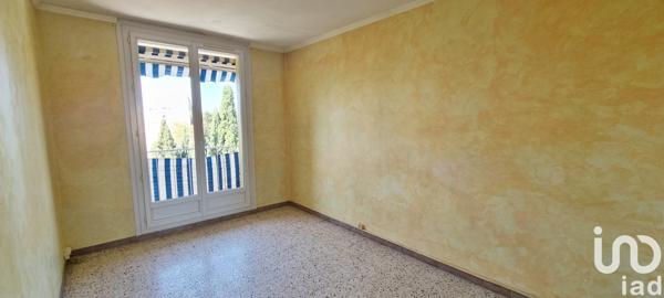 Apartment for sale 4 rooms 72 m² Marignane