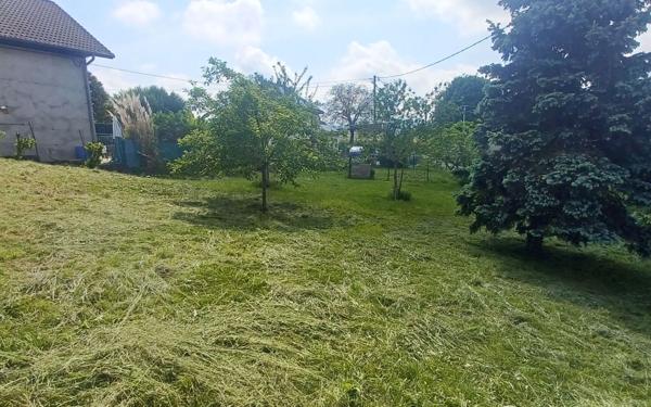 Terrain à vendre    La Bâtie-Divisin