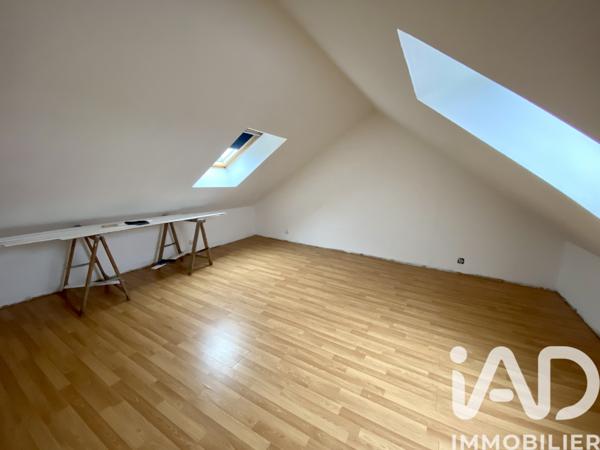 Maison à vendre 5 pièces 93 m² Saint-Hilaire-sur-Puiseaux