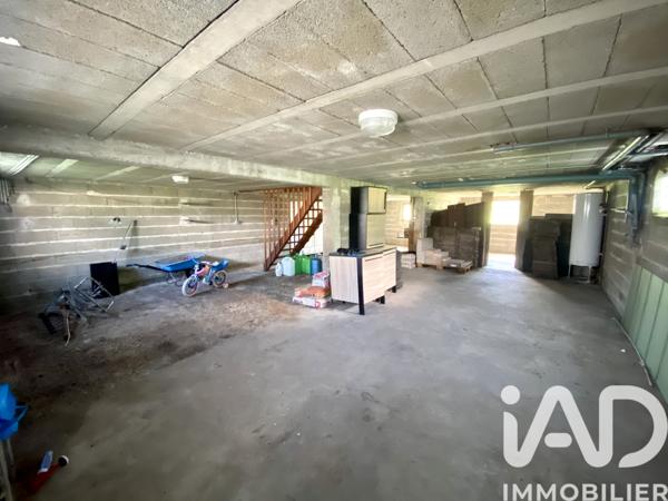 Maison à vendre 5 pièces 93 m² Saint-Hilaire-sur-Puiseaux
