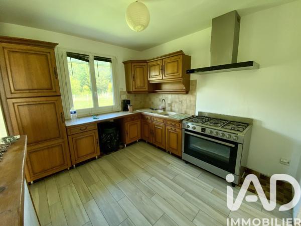 Maison à vendre 5 pièces 93 m² Saint-Hilaire-sur-Puiseaux