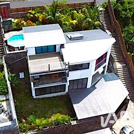 Maison à vendre 6 pièces 208 m² Saint-Pierre