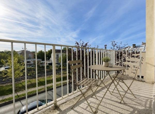 Vente / Appartement T3 à Les Pavillons-sous-Bois (93320)