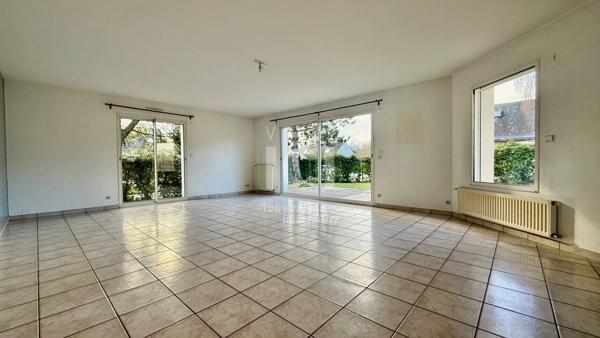 Maison Carquefou - Housseau 7 pièce(s) 140.40m² - 5 chambres