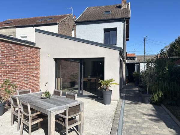 Maison 3 pièce(s) 2 chambre(s) 100 m²