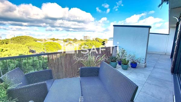 2 PIECES - DERNIER ETAGE - 2 GRANDES TERRASSES - PROCHE PLAGE