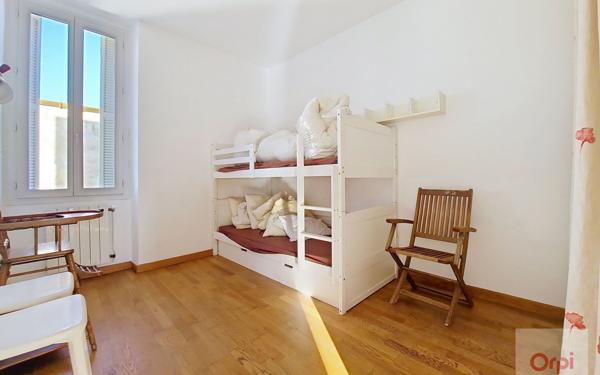 Appartement à louer    3 pièces •  Ajaccio