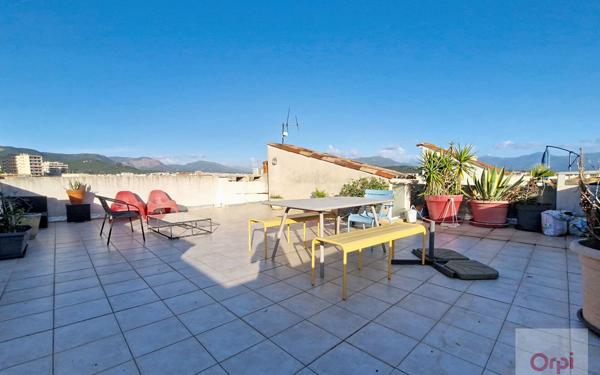 Appartement à louer    3 pièces •  Ajaccio
