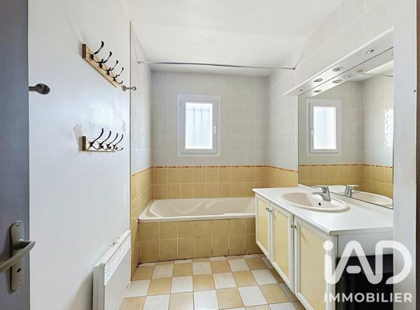 Maison à vendre 4 pièces 95 m² La Grève-sur-Mignon