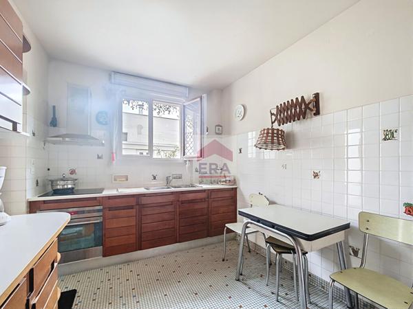 Maison Suresnes 5 pièce(s) 150 m2