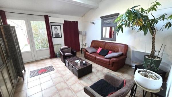 Maison à vendre 5 pièces LA REDORTE (11) 2 chambres 101 M2 habitable avec cour de 31 m2