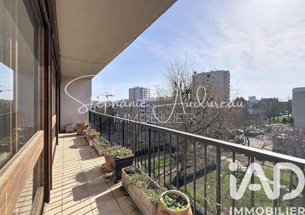 Appartement à vendre 6 pièces 122 m² Le Plessis-Robinson