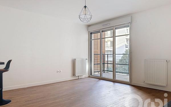 Appartement à vendre    2 pièces • 52 m2 Maisons-Alfort