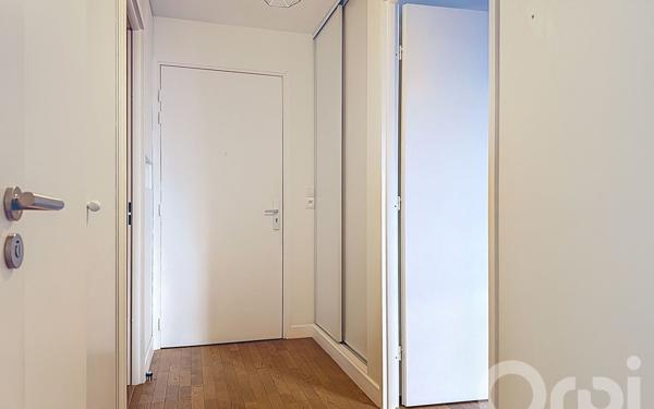 Appartement à vendre    2 pièces • 52 m2 Maisons-Alfort