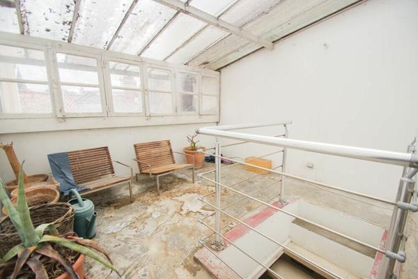 Immeuble à vendre    4 pièces •  La Rochelle