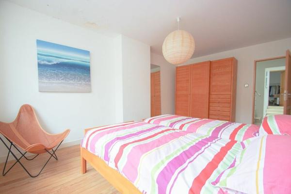 Immeuble à vendre    4 pièces •  La Rochelle