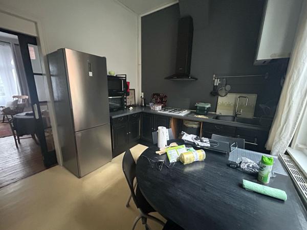 Duplex
                                                                                                                                                                                                                                                                                                                        3 pièce(s)                                                                                                                                                                                                          2 chambre(s)                                                                                                                                                                                                          90  m²