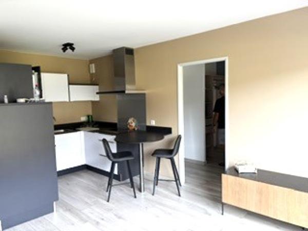 Appartement
                                                                                                                                                                                                                                                                                                                        2 pièce(s)                                                                                                                                                                                                          1 chambre(s)                                                                                                                                                                                                          40.2  m²