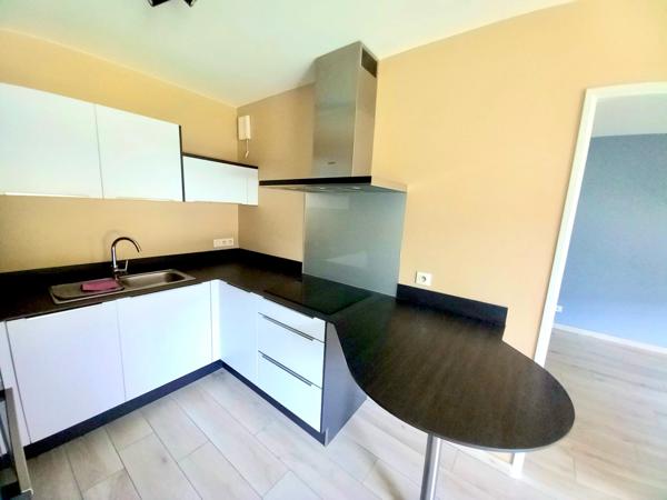Appartement
                                                                                                                                                                                                                                                                                                                        2 pièce(s)                                                                                                                                                                                                          1 chambre(s)                                                                                                                                                                                                          40.2  m²