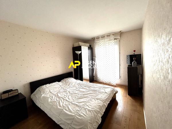 Bezons Appartement 4 pièce(s) 86 m2 €357 000 ** - Référence 4365