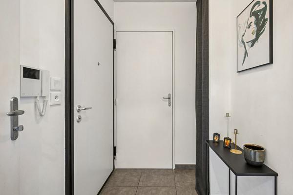 Oullins - Centre: Un appartement T2 de 47m2 avec terrasse et garage