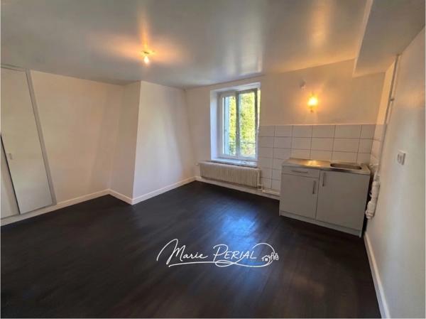 EXCLUSIVITÉ – APPARTEMENT T3 DE 90,4 M² AVEC JARDIN, ATELIER ET COMBLES AMÉNAGEABLES – FORT POTENTIEL DE VALORISATION à SERCOEUR (88600)