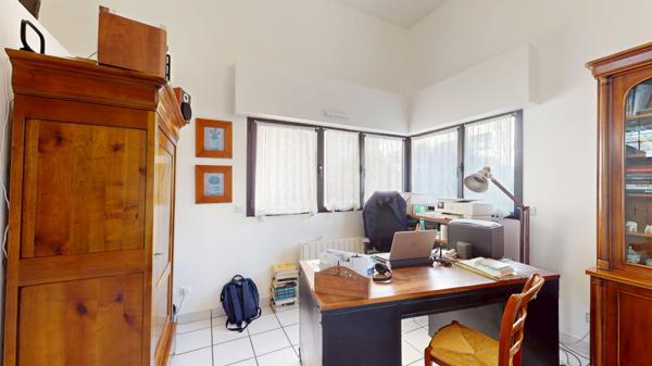 Maison Chatenay Malabry 7 pièces 128.69 m2 Carrez (191.29m² au total) + Toit Terrasse 76m² + Jardin 200m² environ