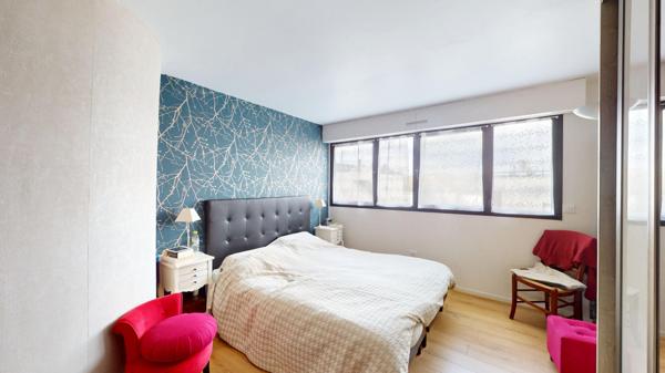 Maison Chatenay Malabry 7 pièces 128.69 m2 Carrez (191.29m² au total) + Toit Terrasse 76m² + Jardin 200m² environ