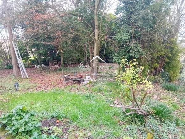 Dans un hameau, avec vue sur la nature